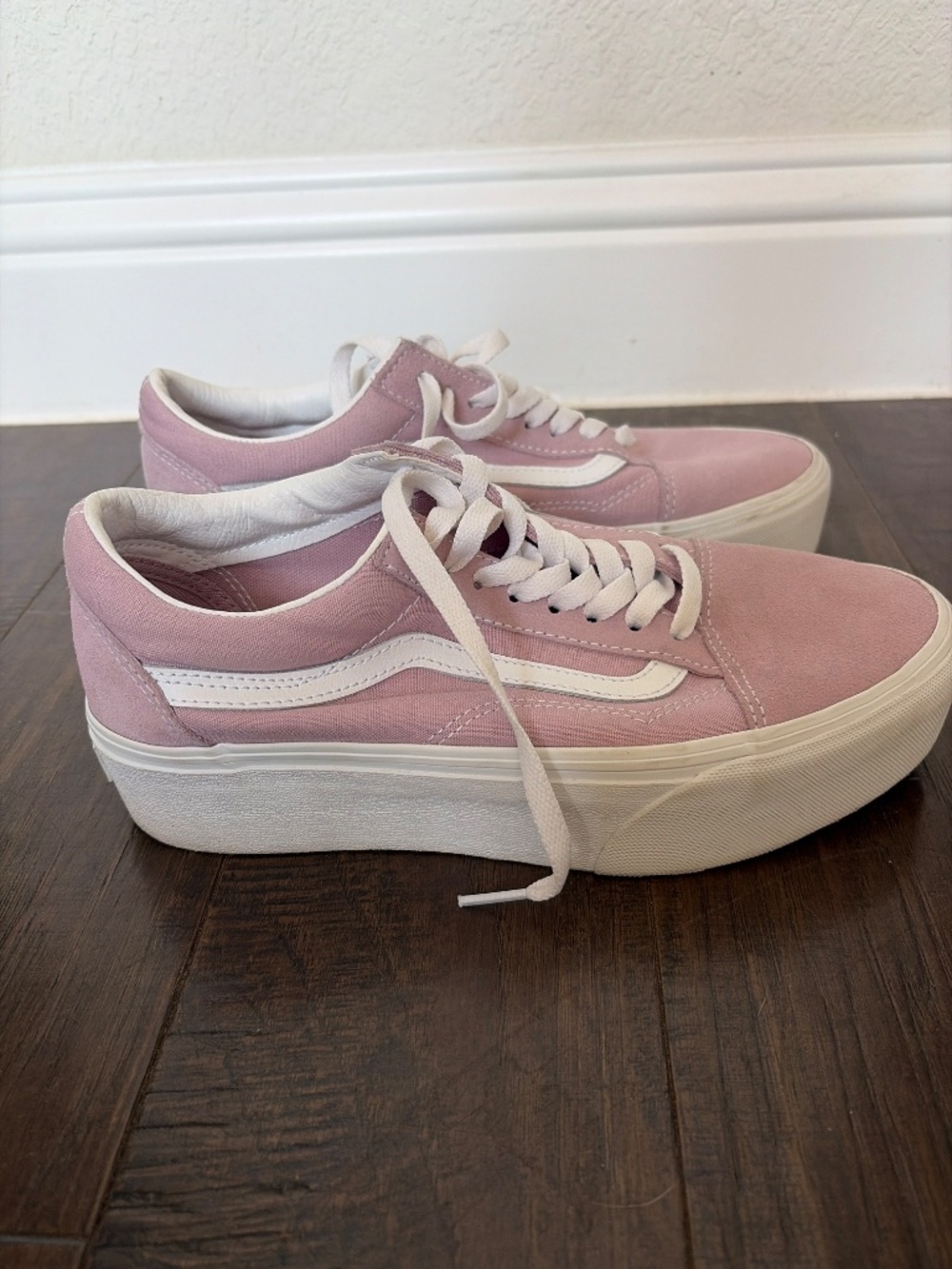 Pink vans - Picture 2 of 2